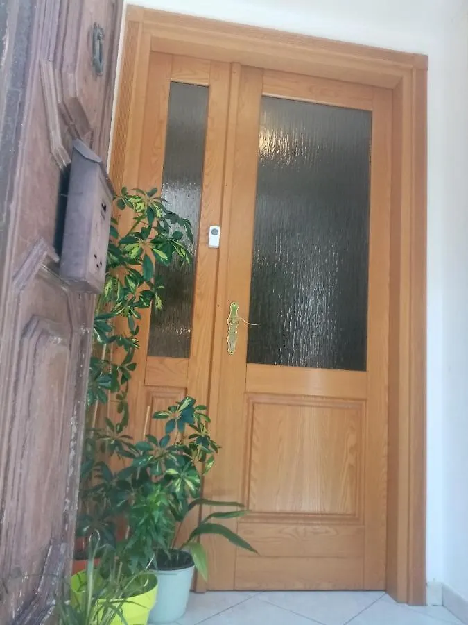 בית הארחה מוטובון Rooms Serafin-Lavanda